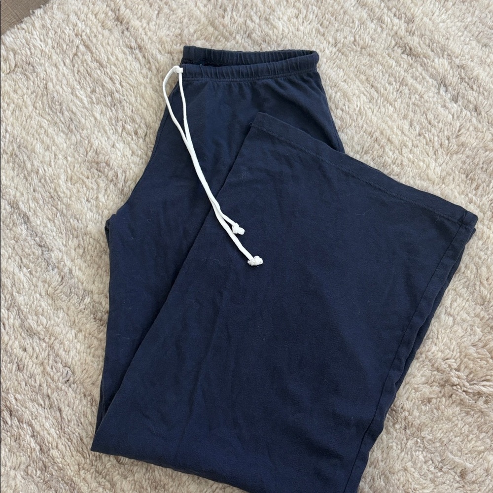 Brandy Melville Black Drawstring Lounge Pants - Picture 4 of 7